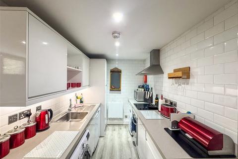 2 bedroom flat for sale, Harpenden AL5
