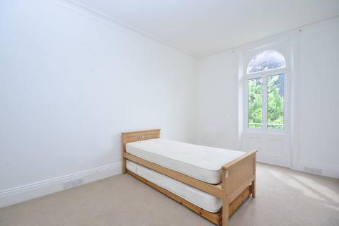 3 bedroom flat to rent, Thurlow Road, Hampstead, London, NW3