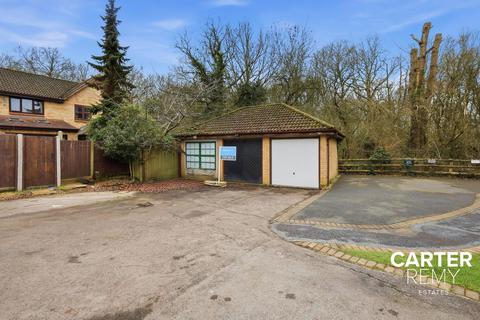 undefined, Wood Green, Basildon, SS13