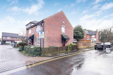 undefined, Neatscourt Road, London,  E6