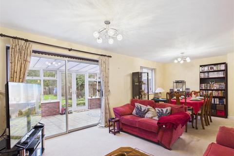4 bedroom detached house for sale, Wards Close, Badsey Lane, Evesham