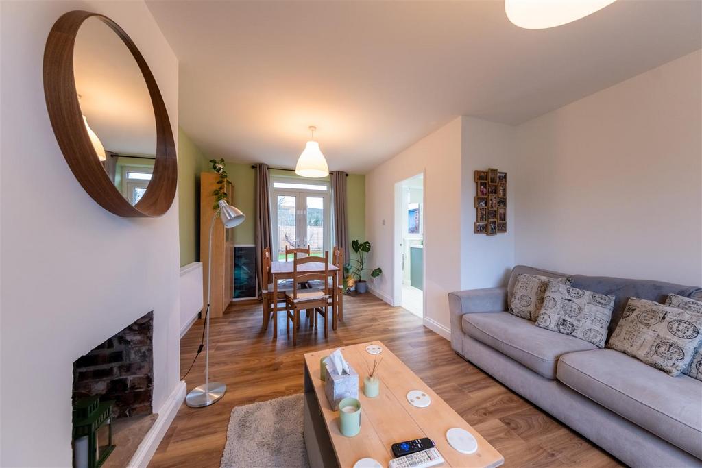 7 Chestnut Close-009.jpg