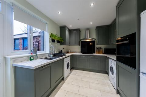 3 bedroom terraced house for sale, Chestnut Close, Northwich CW8