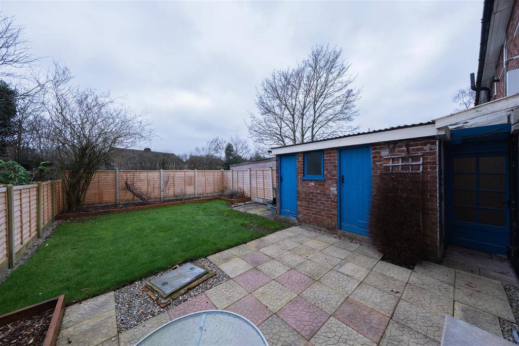 7 Chestnut Close-024.jpg