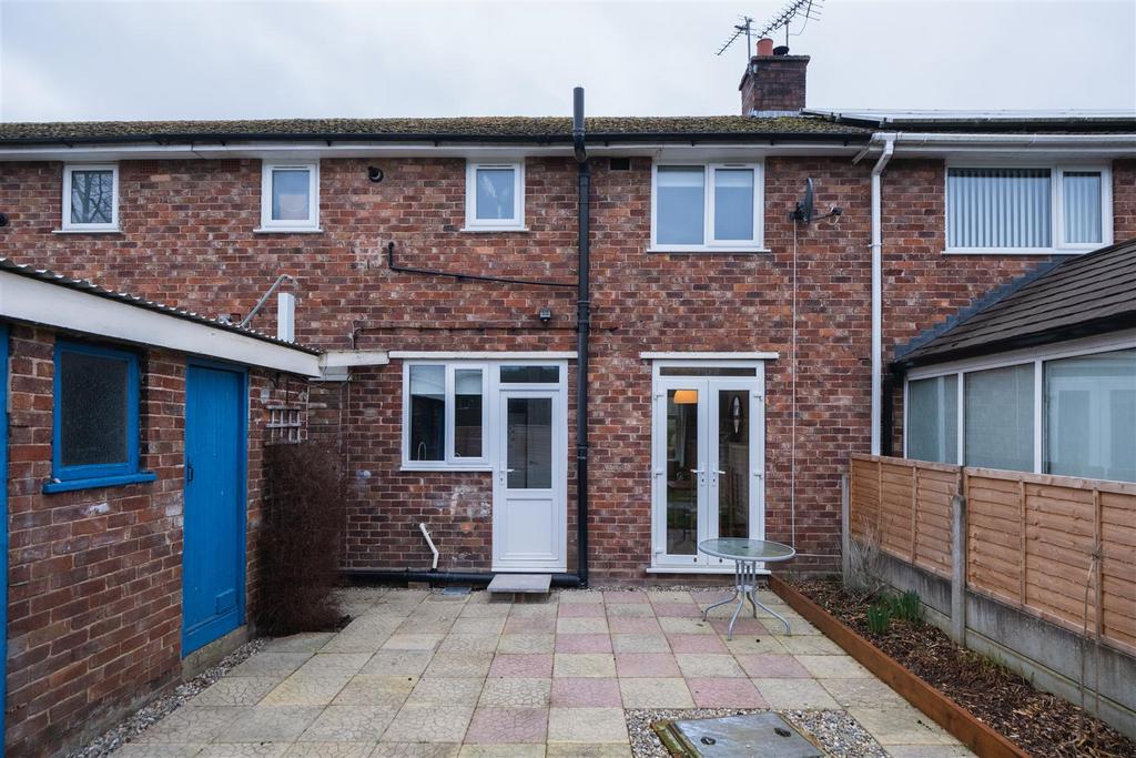 7 Chestnut Close-026.jpg