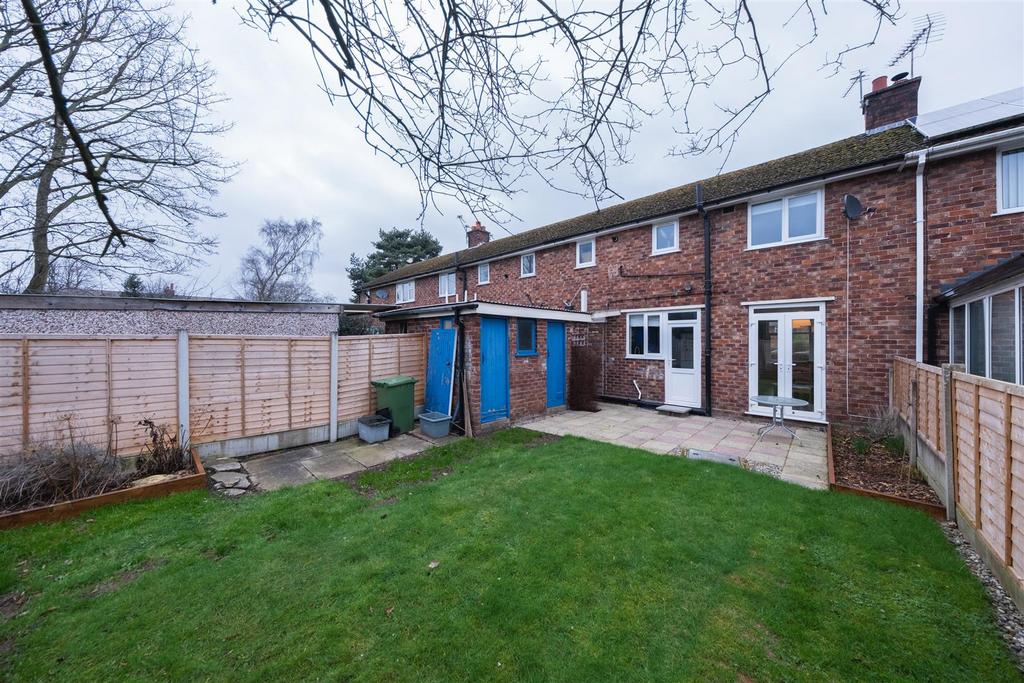 7 Chestnut Close-027.jpg