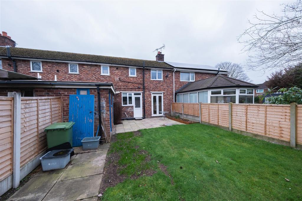 7 Chestnut Close-028.jpg