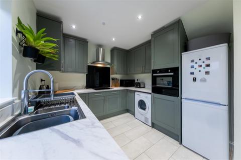 3 bedroom terraced house for sale, Chestnut Close, Northwich CW8