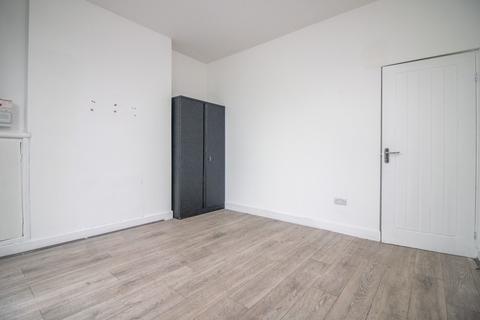 2 bedroom terraced house for sale, Narborough Road, Leicester, LE3