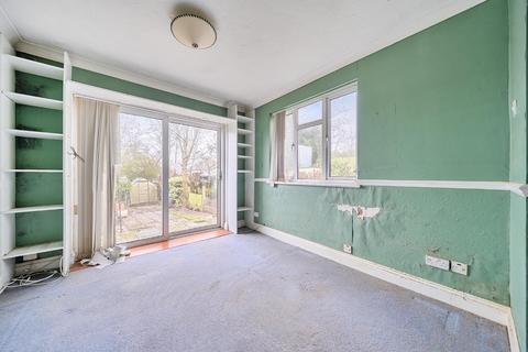 2 bedroom flat for sale, Barnesdale Crescent, Orpington
