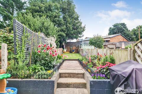 2 bedroom terraced house for sale, Kirkby Road, Barwell, Leicester