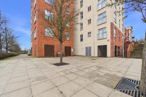 2 bedroom apartment to rent, Lansdowne House, Moulsford Mews, READING, RG30