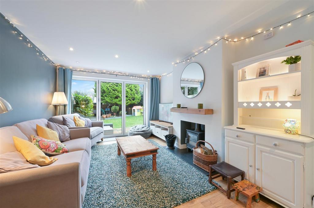 Fir tree road
