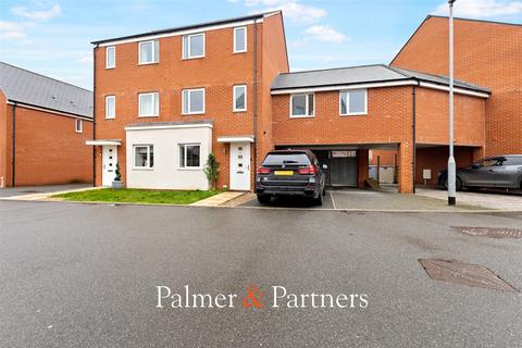 5 bedroom semi-detached house for sale, Martin Hunt Drive, Stanway, Colchester, Essex, CO3