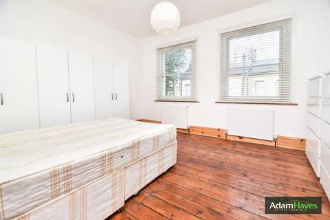 3 bedroom terraced house to rent, Hornsey Park Road, Hornsey N8