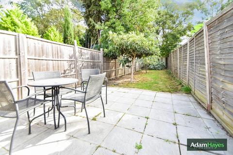 3 bedroom terraced house to rent, Hornsey Park Road, Hornsey N8