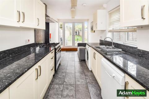 3 bedroom terraced house to rent, Hornsey Park Road, Hornsey N8