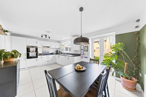 4 bedroom detached house for sale, Golf Gardens, Great Sankey, WA5