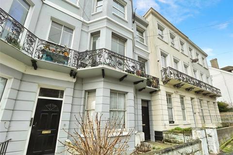 2 bedroom flat for sale, Magdalen Road, East Sussex TN37