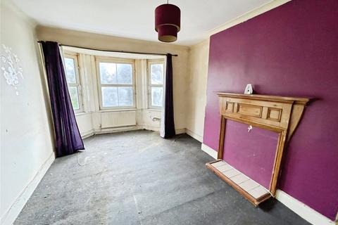 2 bedroom flat for sale, Magdalen Road, East Sussex TN37
