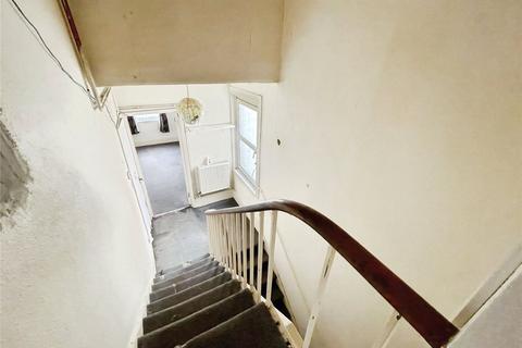 2 bedroom flat for sale, Magdalen Road, East Sussex TN37