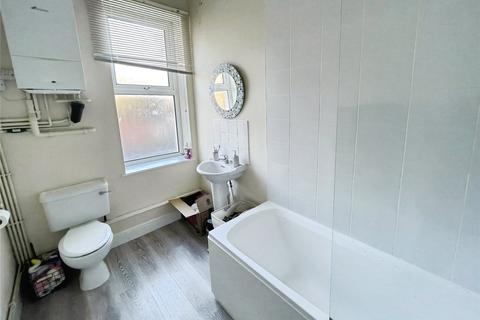 2 bedroom flat for sale, De Cham Road, East Sussex TN37