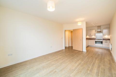 1 bedroom flat to rent, Glengall Road, London NW6