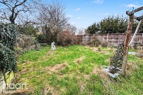 2 bedroom bungalow for sale, Grenadiers Drive, Chatteris