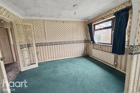 2 bedroom bungalow for sale, Grenadiers Drive, Chatteris