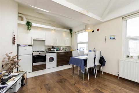 1 bedroom flat to rent, 38 Camden High Street, London NW1