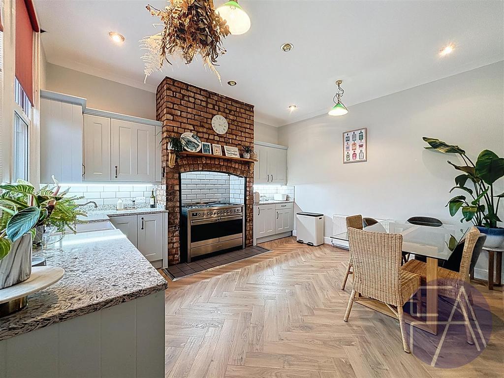 Kitchen Breakfast Room