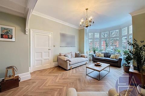 5 bedroom house to rent, Liverpool Road, Southport PR8