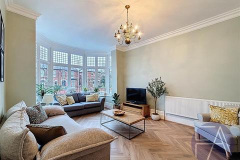 5 bedroom house to rent, Liverpool Road, Southport PR8