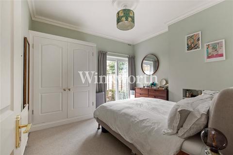 2 bedroom apartment for sale, Finsbury Park Road, London, N4