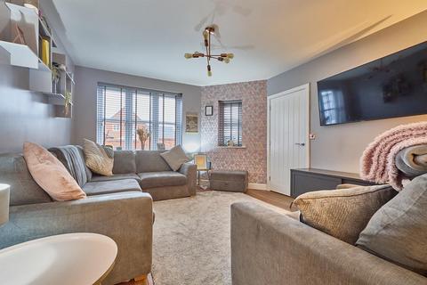 4 bedroom detached house for sale, Holywell Fields, Hinckley