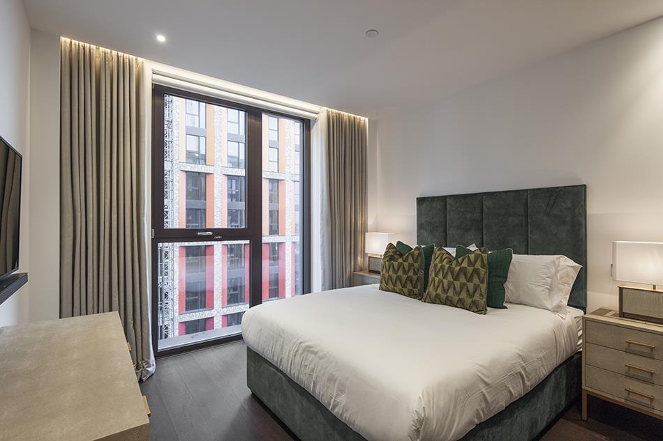 Bed 1.jpg