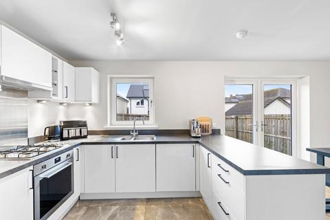 3 bedroom detached house for sale, James Young Avenue, Uphall Station, EH54