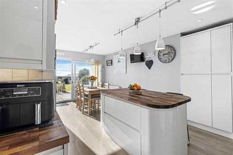 4 bedroom detached bungalow for sale, Marine Drive, Seaford