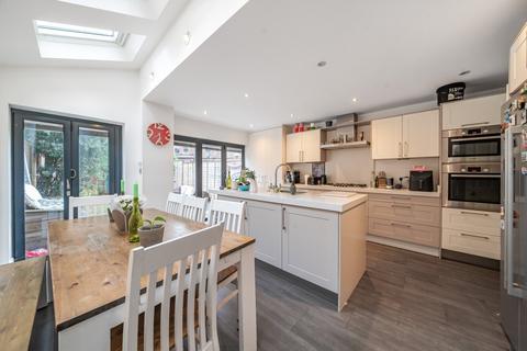 4 bedroom house for sale, Amesbury Avenue, Streatham Hill, London, SW2