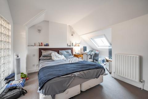 4 bedroom house for sale, Amesbury Avenue, Streatham Hill, London, SW2