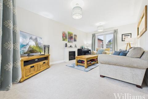 4 bedroom detached house for sale, Hotspur Close, Aylesbury HP17