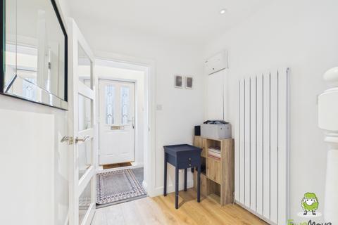 undefined, Poplar Close, Sherfield-on-Loddon, Hook, Hampshire, RG27