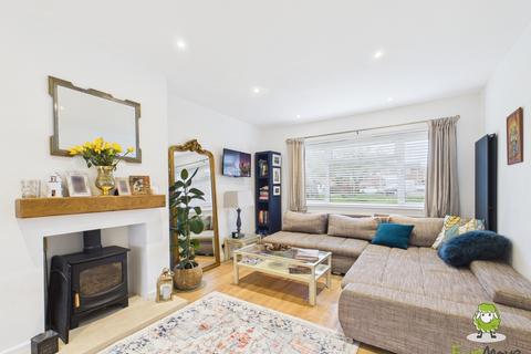 undefined, Poplar Close, Sherfield-on-Loddon, Hook, Hampshire, RG27