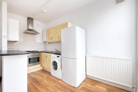 1 bedroom flat for sale, Limes Grove, Lewisham, London, SE13