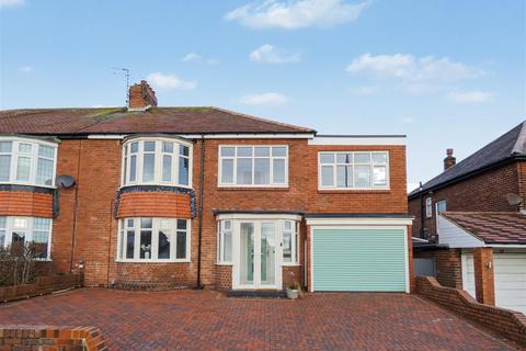4 bedroom semi-detached house for sale, Beach Road, Tynemouth
