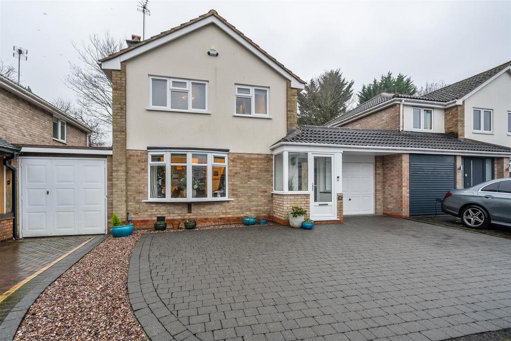 35 Clifton Crescent 5.jpg