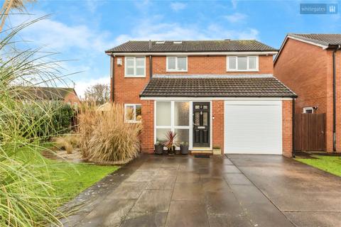 4 bedroom detached house for sale, Queens Park Gardens, Crewe, Cheshire, CW2