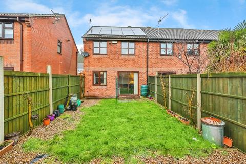 3 bedroom semi-detached house for sale, Hotspur Drive, Nottingham, NG4