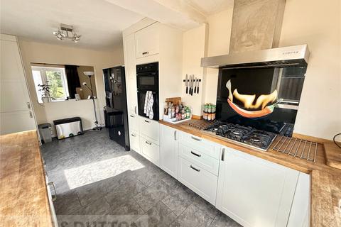 4 bedroom detached house to rent, Evesham Road, Middleton, Manchester, Greater Manchester, M24