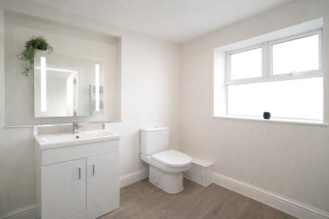1 bedroom house of multiple occupation to rent, Grosvenor Road, Aldershot GU11
